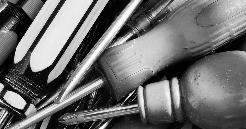 The core tool list for a riding rail kit installation